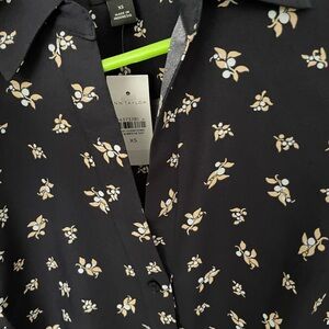 Ann Taylor floral Essential Blouse XS